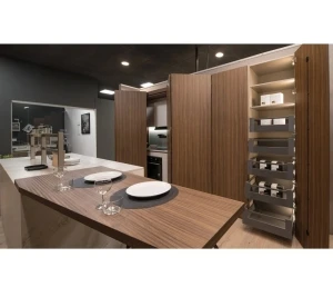 Cucine di design su misura con sistema Revego a Salerno