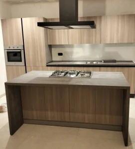 Vendita e progettazione di cucine con isola a Salerno